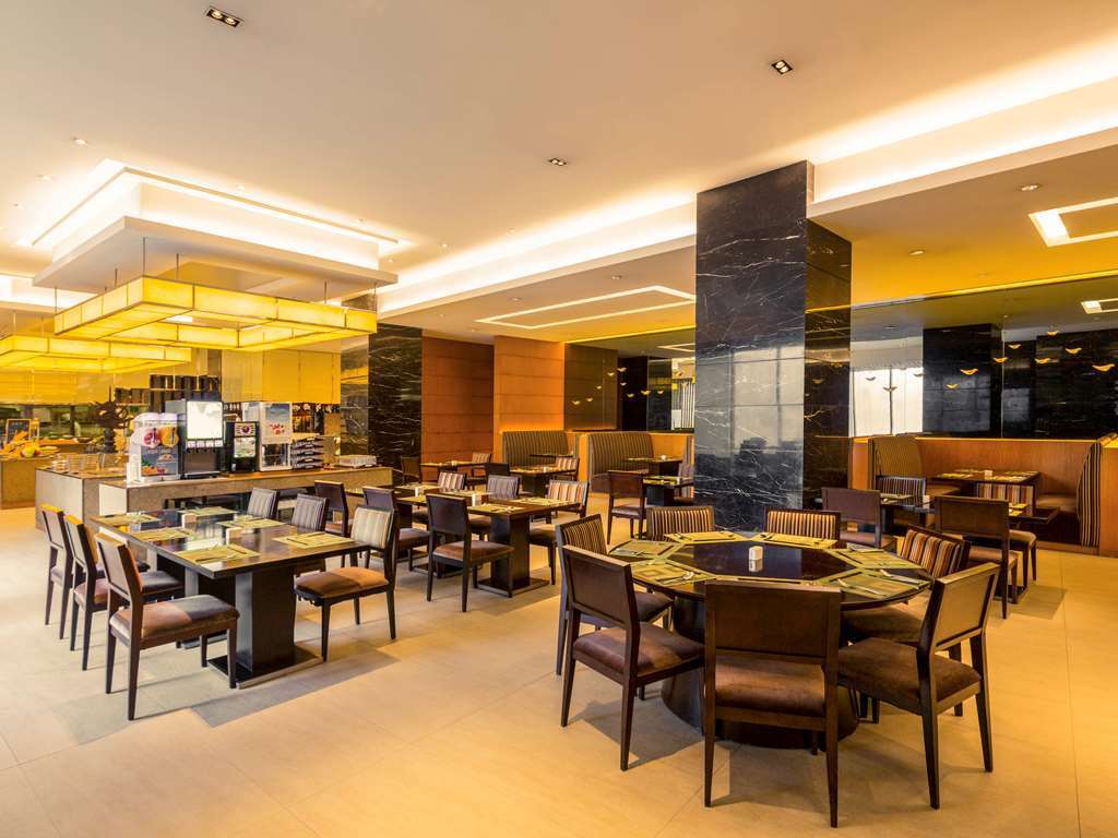 Mercure Kunshan Huaqiao Ресторан фото